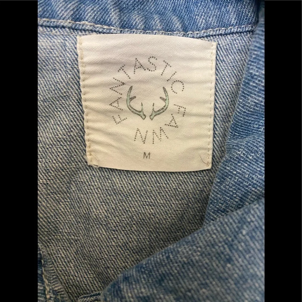 Boutique with Grace Crisscross Denim Jacket NWOT - Picture 3 of 12